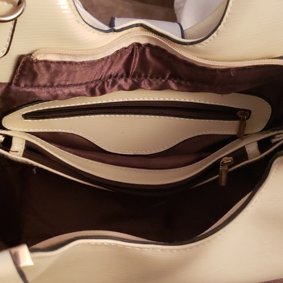 MK purse - Picture 3 of 4